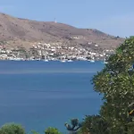아파트 Meltemi Syros *