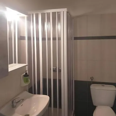 Meltemi Syros * Posidhonía