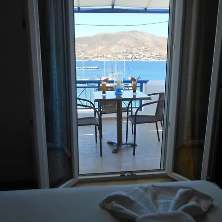 Meltemi Syros