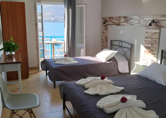 公寓 Meltemi Syros *